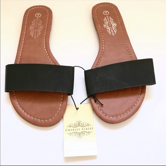 🌿 ONE LEFT 🌿Charles Albert Black Strap Sandal - Picture 4 of 6